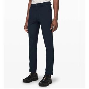 Lululemon Classic Men's Cropped Pant Navy Size 34 A001667